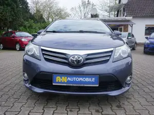 Toyota Avensis Executive /AUTOMATIK/LEDER/NAVI/PAN.DACH/EURO5/