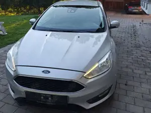 Ford Focus Focus 1.5 TDCi DPF Start-Stopp-System Trend