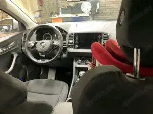 Skoda Karoq 1.5 TSI DSG ambition ( UNFALLFREI ) Bild 5