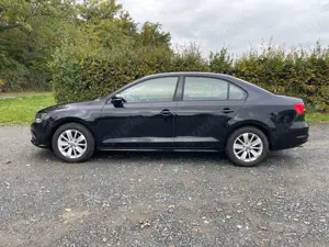 Volkswagen Jetta Jetta 1.2 TSI BlueMotion Technology Comfortline Bild 3