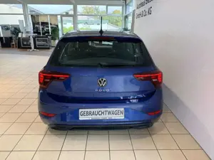 Volkswagen Polo Life 1.0 l PDC LED SHZ Klima App Navi Klima Navi Bild 3