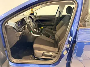Volkswagen Polo Life 1.0 l PDC LED SHZ Klima App Navi Klima Navi Bild 4