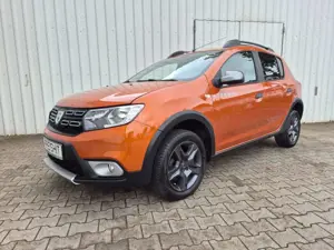 Dacia Sandero II Stepway Celebration, NAVI, TEMPOMAT