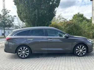 Hyundai i30 Kombi 1.6 CRDI DCT Premium