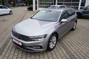 Volkswagen Passat Variant 2.0 TDI 4Motion HarmanKardon DCC Bild 2