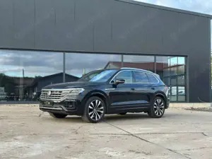 Volkswagen Touareg R-Line DYNAUDIO Matrix Standheizung