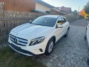 Mercedes-Benz GLA 220 GLA 220 d 4Matic 7G-DCT