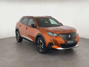 Peugeot 2008 Allure Pack 1.2*NAVI*RFK*SHZ*uvm Bild 3