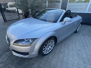 Audi TT 2.0 TFSI Roadster Xenon Audi S-Heft Top Gepflegt Bild 5