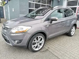 Ford Kuga Titanium 2.0 NAVI PANO-Dach Teilleder R-Kamera ALU