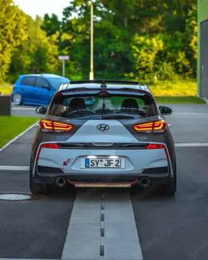 Hyundai i30 N Performance 2.0 T-GDI *GARANTIE * Inspektion NEU Bild 2
