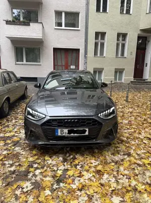 Audi A4 45 TFSI quattro edition one