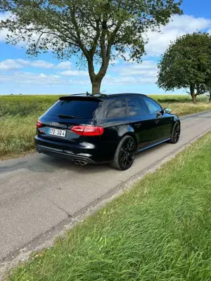 Audi S4 Avant S tronic Bild 5