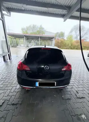 Opel Astra J /TÜV NEU/LENKRAD- SITZHEIZUNG/PDC Bild 3