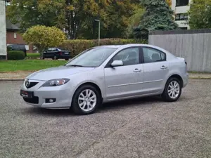 Mazda 3 Lim. 1.6 Active*wenig km*Allwetterreifen*Klima