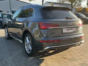 Audi Q5 40 TDI quattro S line DAB Lane Navi RFK ViCo Bild 3