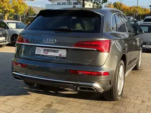 Audi Q5 40 TDI quattro S line DAB Lane Navi RFK ViCo Bild 5