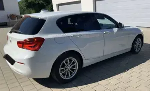 BMW 118 118 i Advantage Bild 2