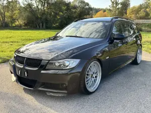 BMW 320 E91 M-Paket *Xenon* *tempomat* Pano*