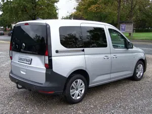 Volkswagen Caddy 2.0 TDI DSG Bild 3