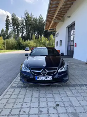 Mercedes-Benz E 200 Pano/Volleder/Scheckh./service neu