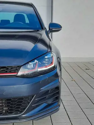 Volkswagen Golf 7 GTI Performance 245 DSG/LED/VirtualC/ 18"
