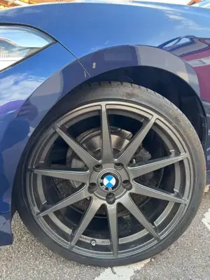 BMW 118 i Urban Line, AUTOMATIK,LEDER,48TKM 19ZOLL!!! Bild 3