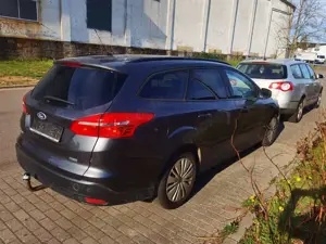 Ford Focus Focus Turnier 1.0 EcoBoost Klima navi Bild 3