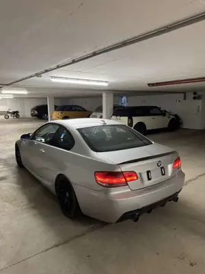 BMW 335 335i Coupe Aut. (Scheckheft, TÜV NEU) Bild 4