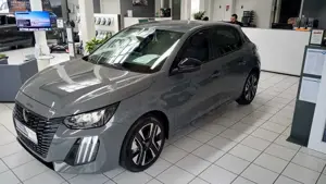 Peugeot 208 Allure Bild 2