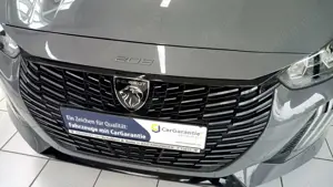 Peugeot 208 Allure Bild 5