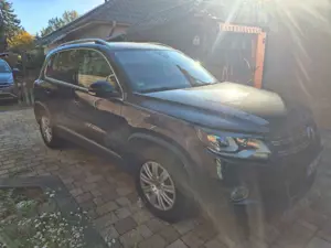 Volkswagen Tiguan Tiguan Diesel 2.0 TDI DPF 4 BlueMotion DSG Sport Bild 3