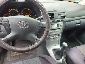 Toyota Avensis Avensis Combi 1.8 VVT-i Combi