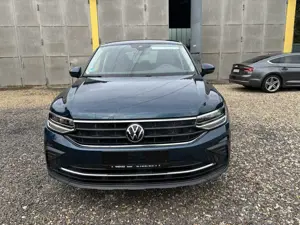 Volkswagen Tiguan LED-Scheinwerfer Einparkhilfe, Sitzheizung, S-Heft