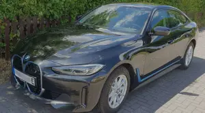 BMW i4 eDrive35 Gran Coupe Leder Schiebedach Kamera PDC
