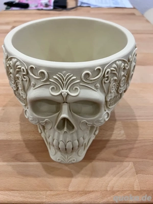 Totenkopf-Schale   Planter (3D-Druck, creme)   privat abzugeben 