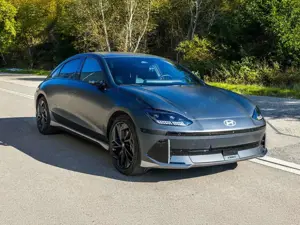 Hyundai IONIQ 6 77,4 kWh 4WD Dig.Spiegel Headup Bose Leder 20Zoll