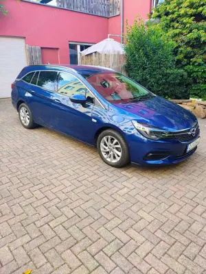 Opel Astra Elegance Start/Stop