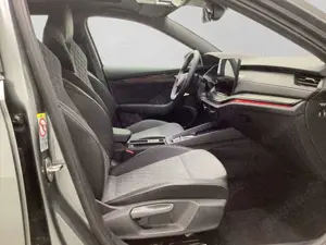 Skoda Octavia Combi 2.0 TDI DSG SPORTLINE PANO LM19 Bild 4