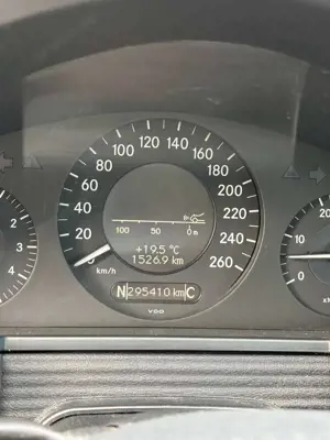 Mercedes-Benz E 280 MercedesBenzE280CDI,4MATIC,AHK,XENON,HK,Distronic Bild 4