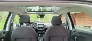 Peugeot 208 208 PureTech 82 Start Bild 5