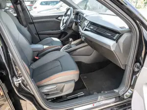 Audi A1 Sportback S line 40 TFSI LED NAVI ACC SONO