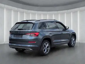 Skoda Kodiaq SPORTLINE 4x4 TDI*200PS AHK Leder CANTON Bild 4