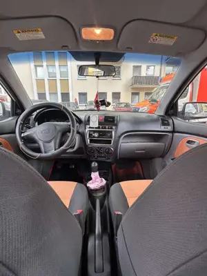 Kia Picanto 1.1 EX Bild 5