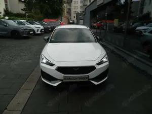 CUPRA Leon VZ 310PS DSG 4D  AHK/Copper 19Zoll/Matrix/elHeckkl Bild 2