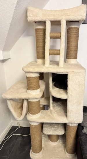 Großer kratzbaum wie neu 