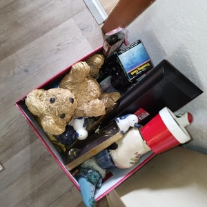 Flohmarktkiste aus Nachlass