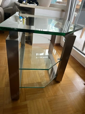 TV - Tisch aus Edelstahl und Glas