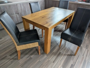 Esszimmer, Garnitur, 4 Stühle Vintage Look und Tisch.