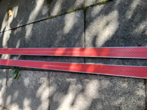 Langlaufski, 205cm mit Stahlkanten , zu verschenken